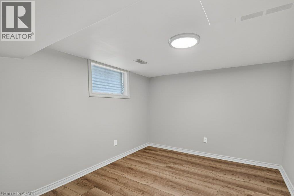 220 East 13th Street, Hamilton, Ontario  L9A 3Z7 - Photo 30 - 40850695