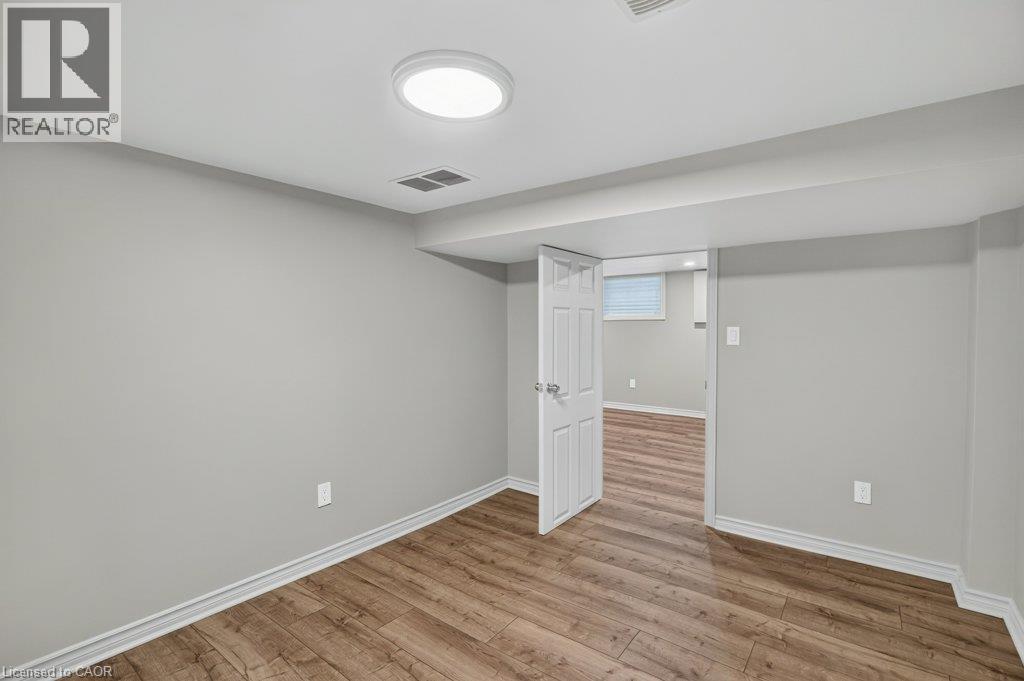 220 East 13th Street, Hamilton, Ontario  L9A 3Z7 - Photo 32 - 40850695
