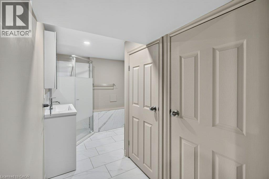 220 East 13th Street, Hamilton, Ontario  L9A 3Z7 - Photo 35 - 40850695