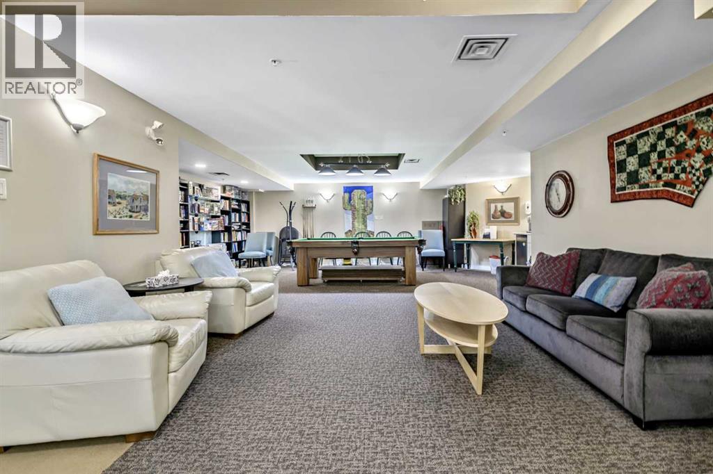 233, 20 Discovery Ridge Close SW, Calgary, Alberta  T3H 5X4 - Photo 33 - A2327336