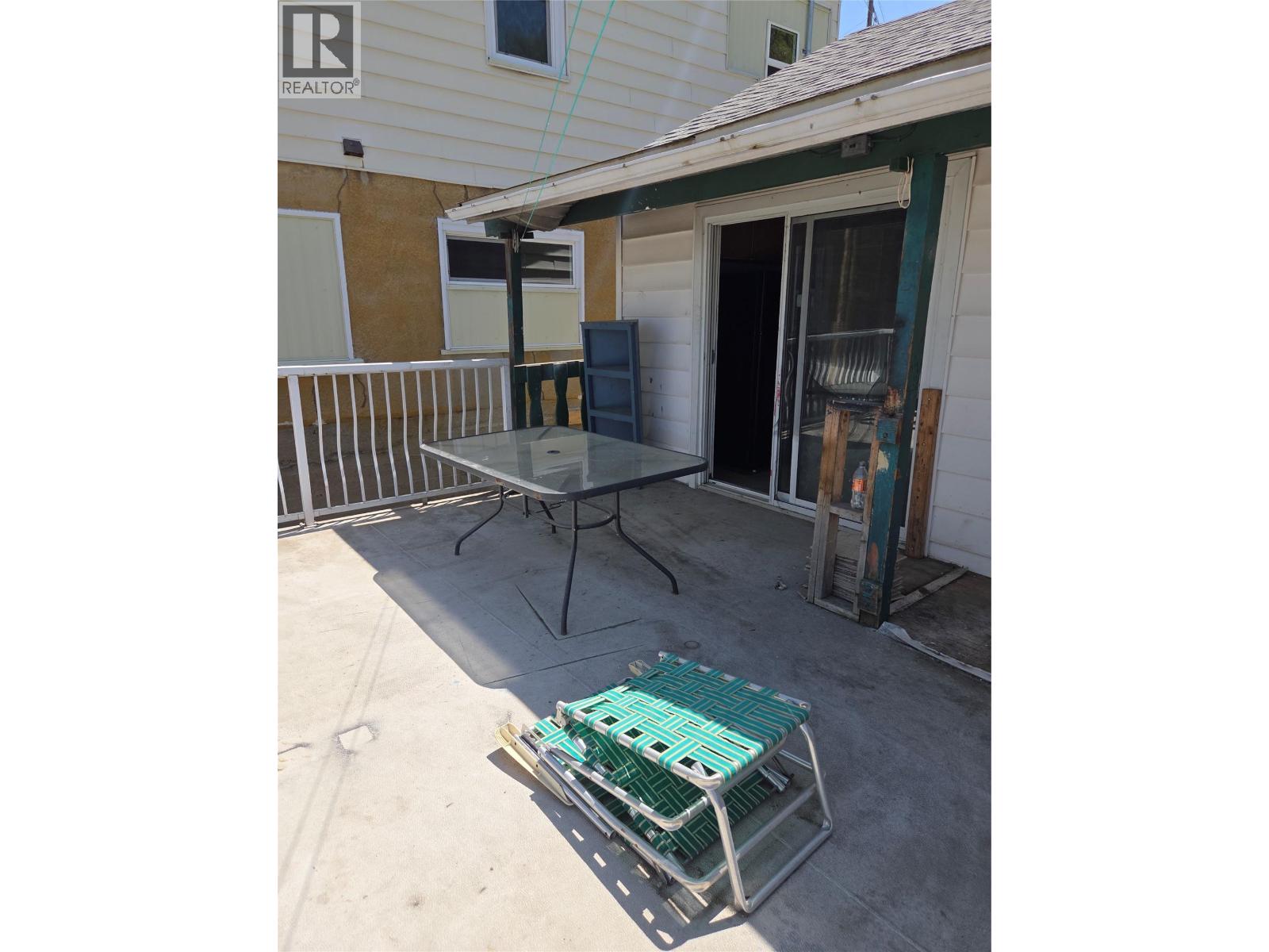 304 Mcanally Street, Trail, British Columbia  V1R 3R4 - Photo 17 - 10389199