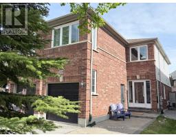 434 HEDDLE CRESCENT, Newmarket, Ontario