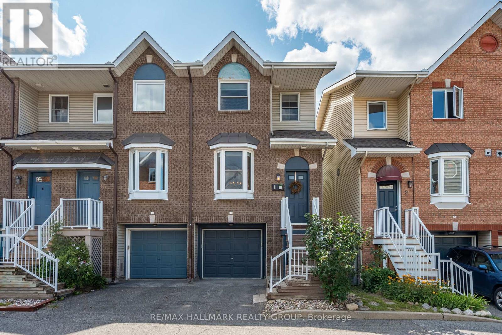 11 - 10 Hintonburg Place, Ottawa, Ontario  K1Y 4W6 - Photo 1 - X13646240