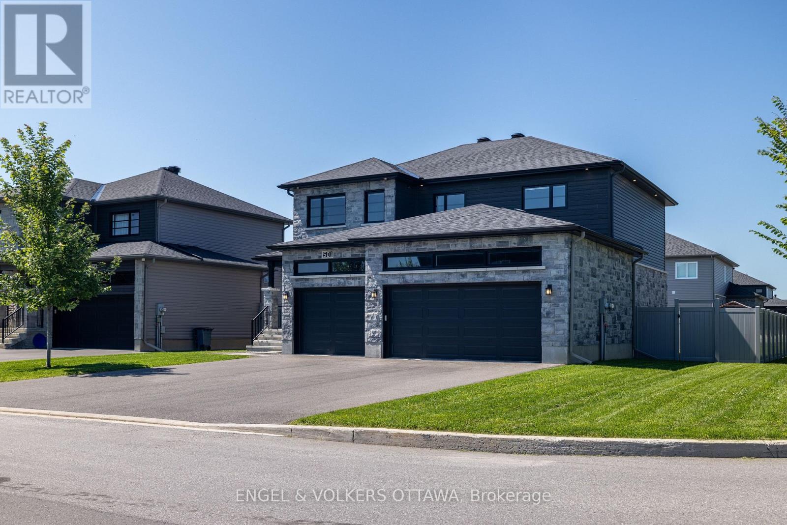 501 Lucent Street, Russell, Ontario  K4R 0G3 - Photo 3 - X13646274
