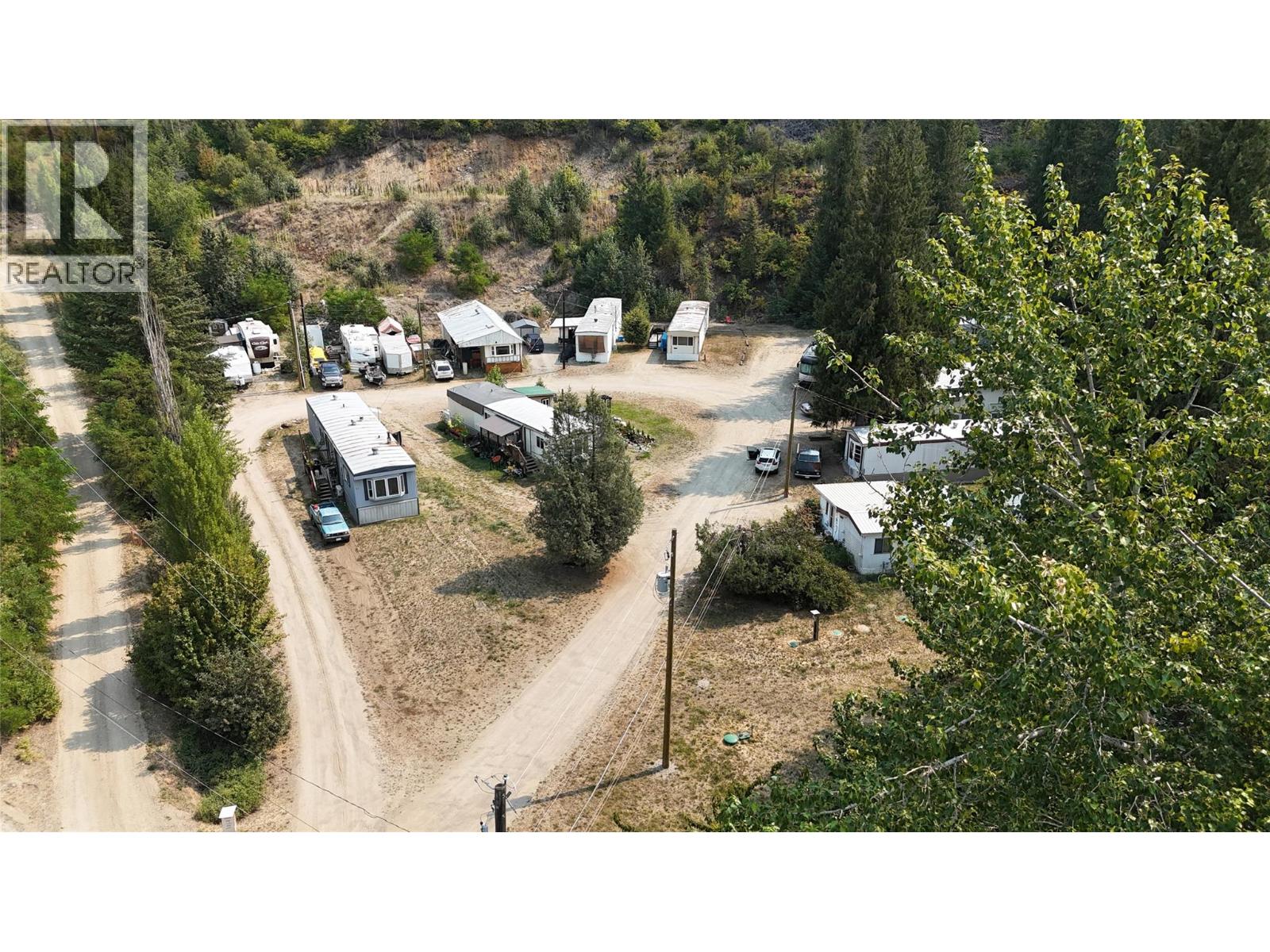 1930 Setterland Road, Christina Lake, British Columbia  V0H 1E0 - Photo 1 - 10397039