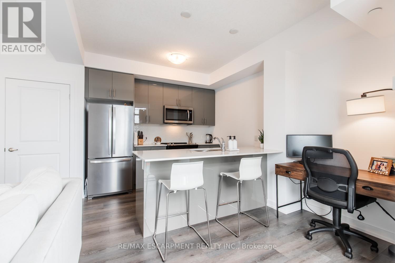 531 - 10 Mallard Trail, Hamilton, Ontario  L0R 2H1 - Photo 14 - X13646302