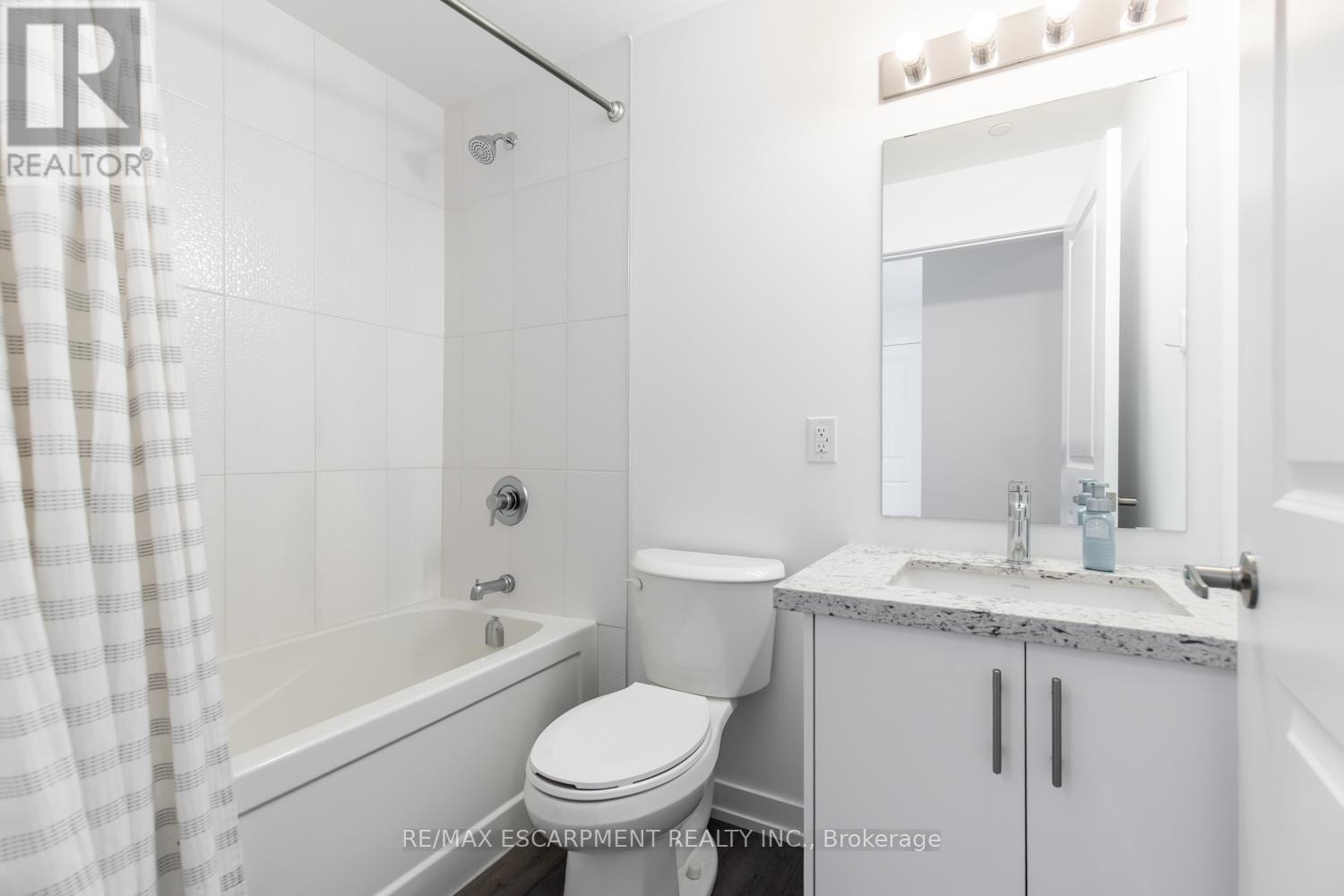 531 - 10 Mallard Trail, Hamilton, Ontario  L0R 2H1 - Photo 31 - X13646302