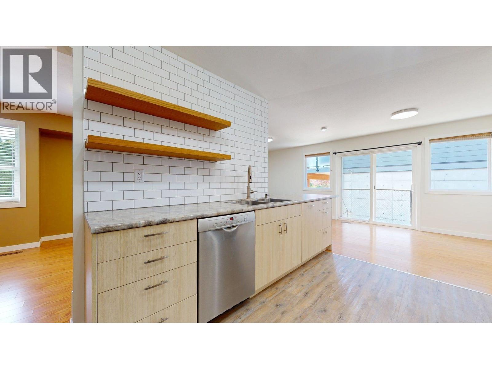 41613 Cottonwood Road, Squamish, British Columbia  V0N 1H0 - Photo 6 - R3120115