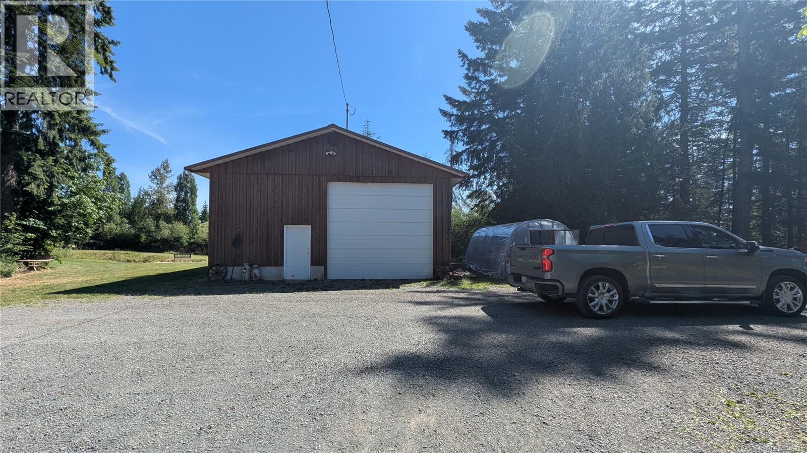 2400 Ployart Rd, Black Creek, British Columbia  V9J 1H8 - Photo 11 - 1046280