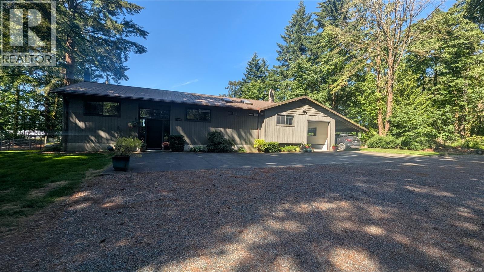 2400 Ployart Rd, Black Creek, British Columbia  V9J 1H8 - Photo 13 - 1046280