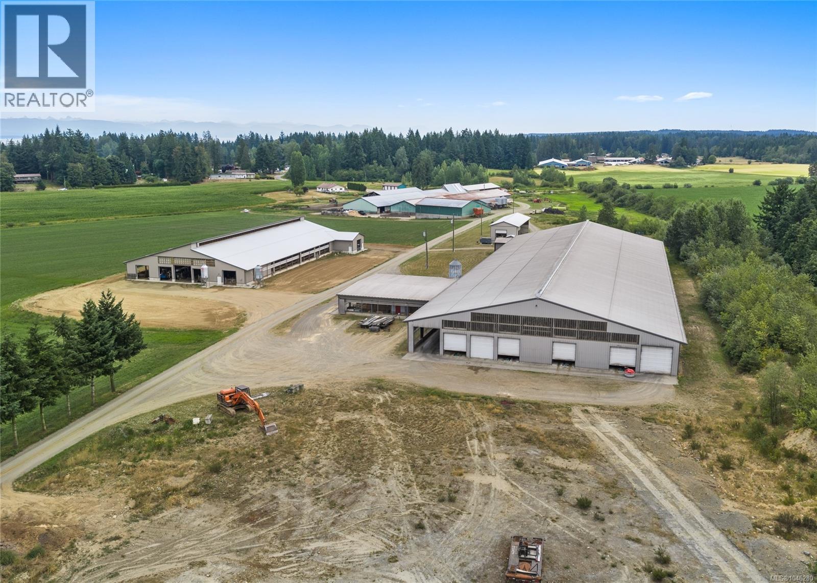 2400 Ployart Rd, Black Creek, British Columbia  V9J 1H8 - Photo 5 - 1046280