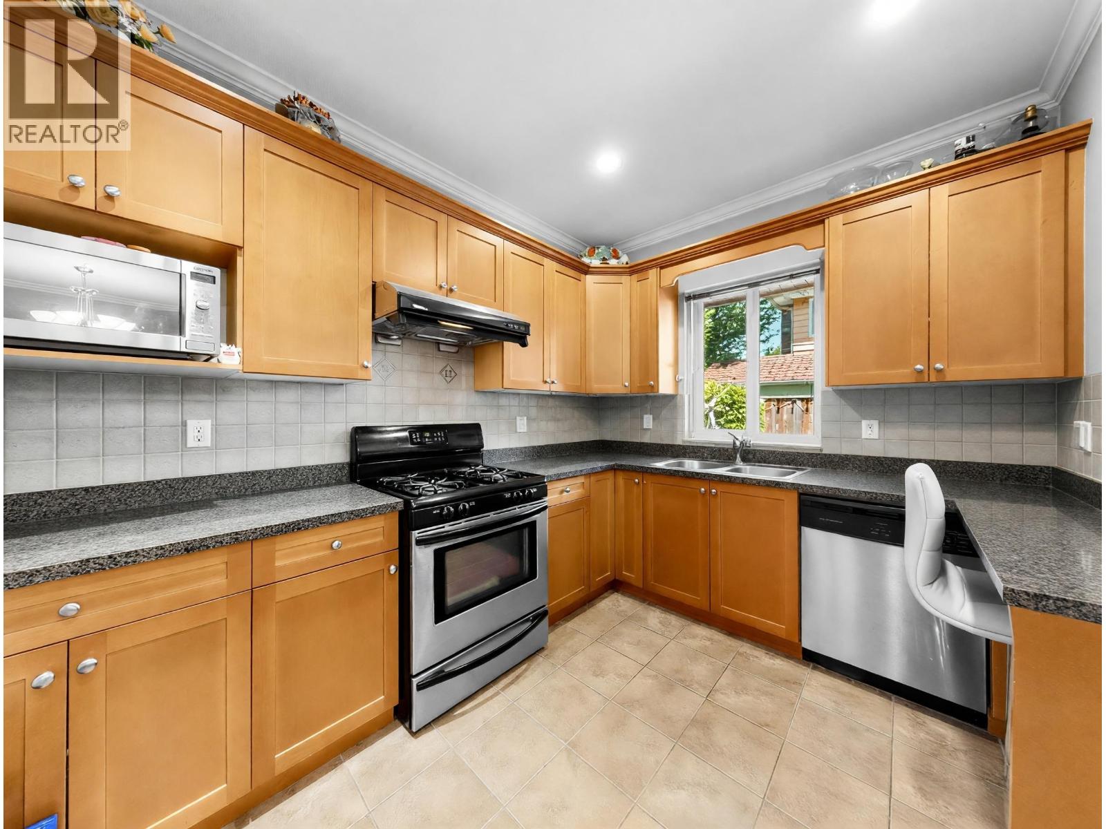 8 4191 Williams Road, Richmond, British Columbia  V7E 1J7 - Photo 9 - R3149825