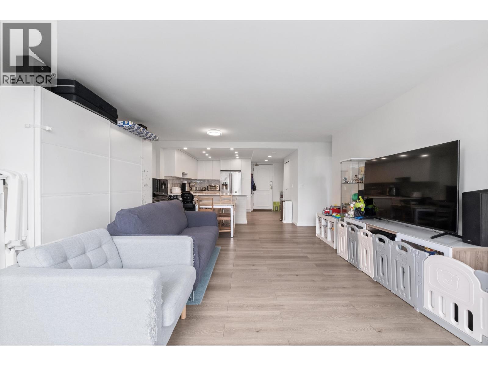 1404 4350 Beresford Street, Burnaby, British Columbia  V5H 4K9 - Photo 6 - R3153323
