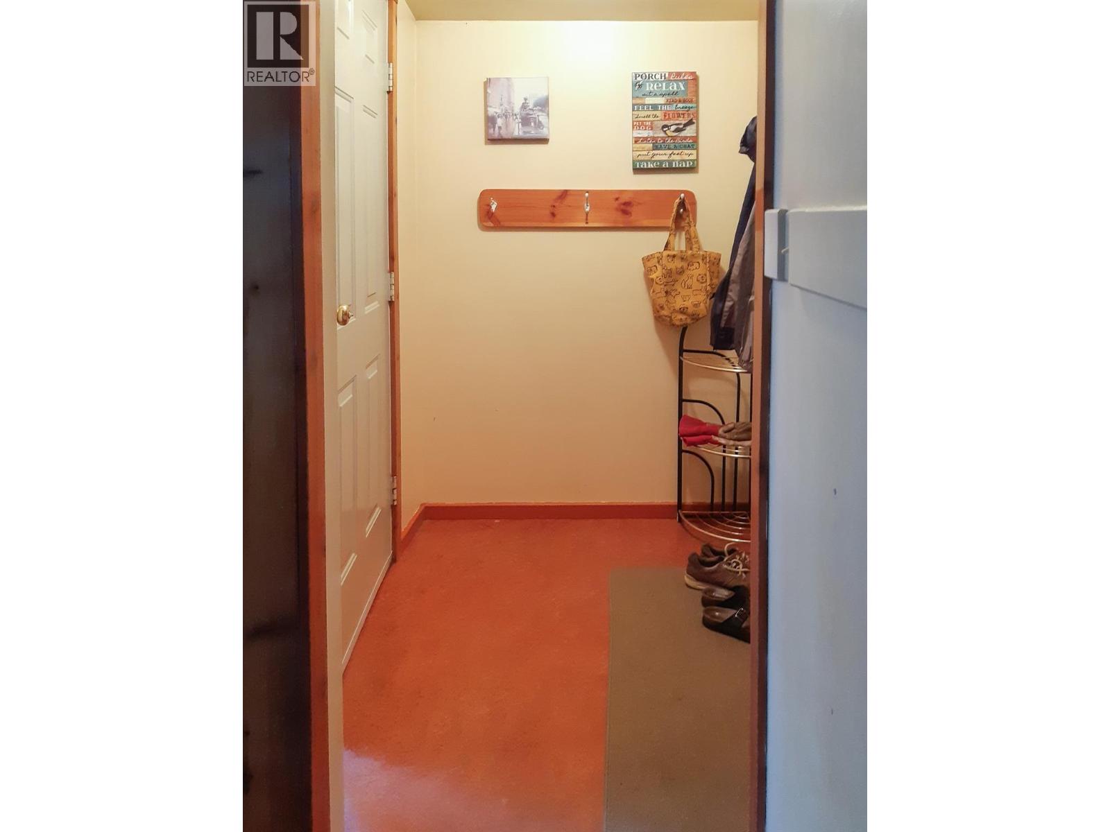 899 Coleman Road, Riondel, British Columbia  V0B 2B0 - Photo 5 - 10392719
