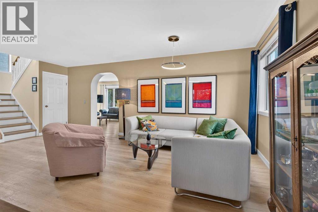 113 Riverview Court W, Calgary, Alberta  T2C 3V7 - Photo 7 - A2330902