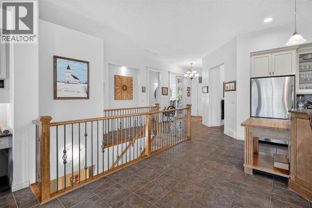35 Tusslewood View NW, Calgary, Alberta  T3L 2Y3 - Photo 19 - A2333365