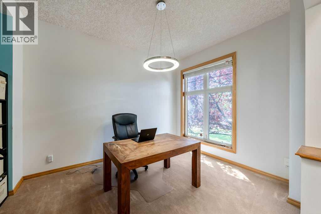 391 Banister Drive, Okotoks, Alberta  T1S 1W2 - Photo 7 - A2333832