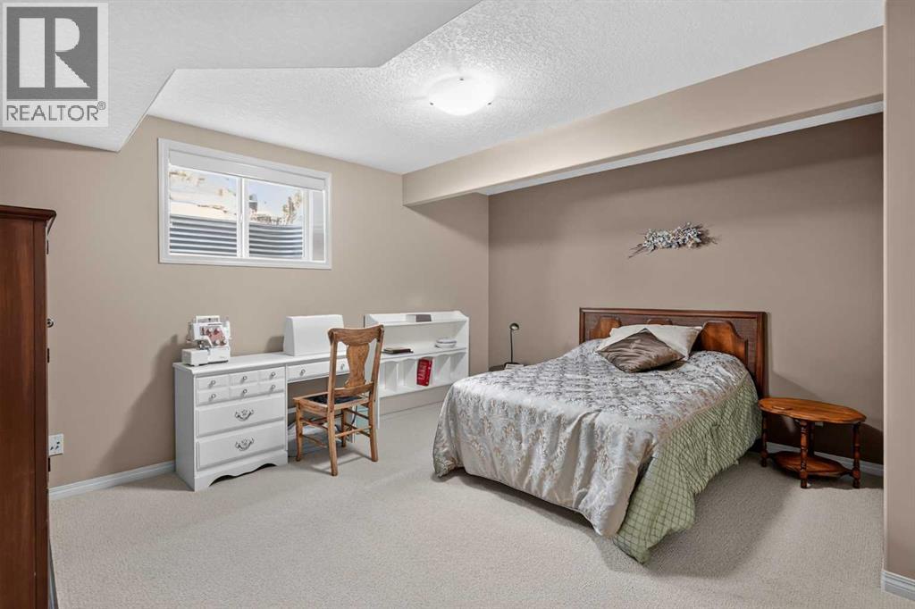 35 Tusslewood View NW, Calgary, Alberta  T3L 2Y3 - Photo 38 - A2333365