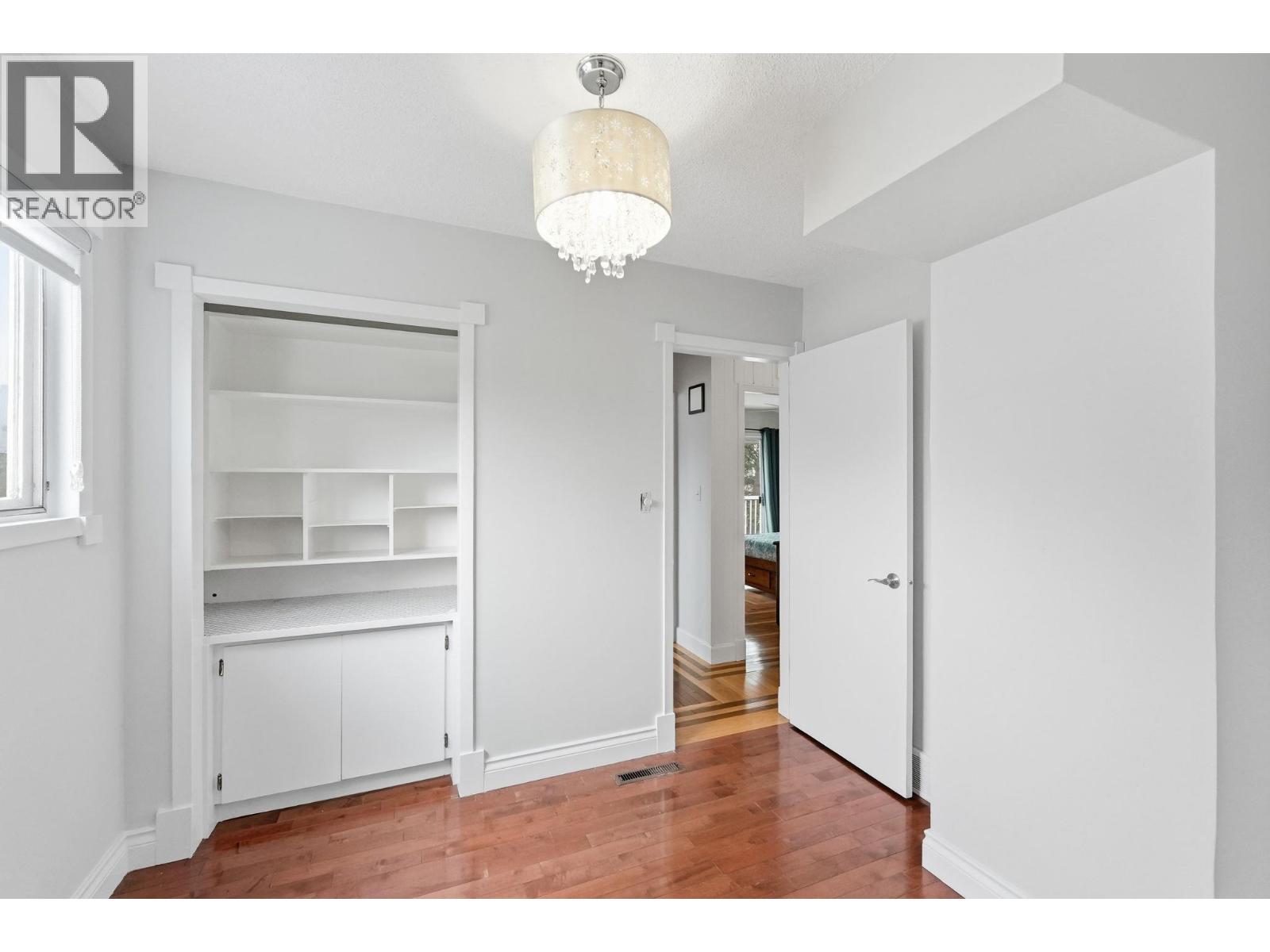 694 Mcclure Road, Kelowna, British Columbia  V1W 1M1 - Photo 41 - 10395747