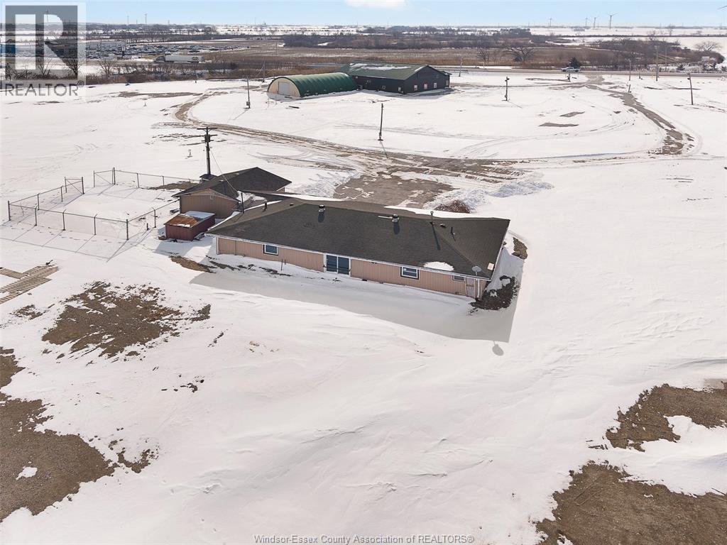 20600 County Rd 42, Tilbury North, Ontario N0P 2L0 - Photo 39 - 26019086