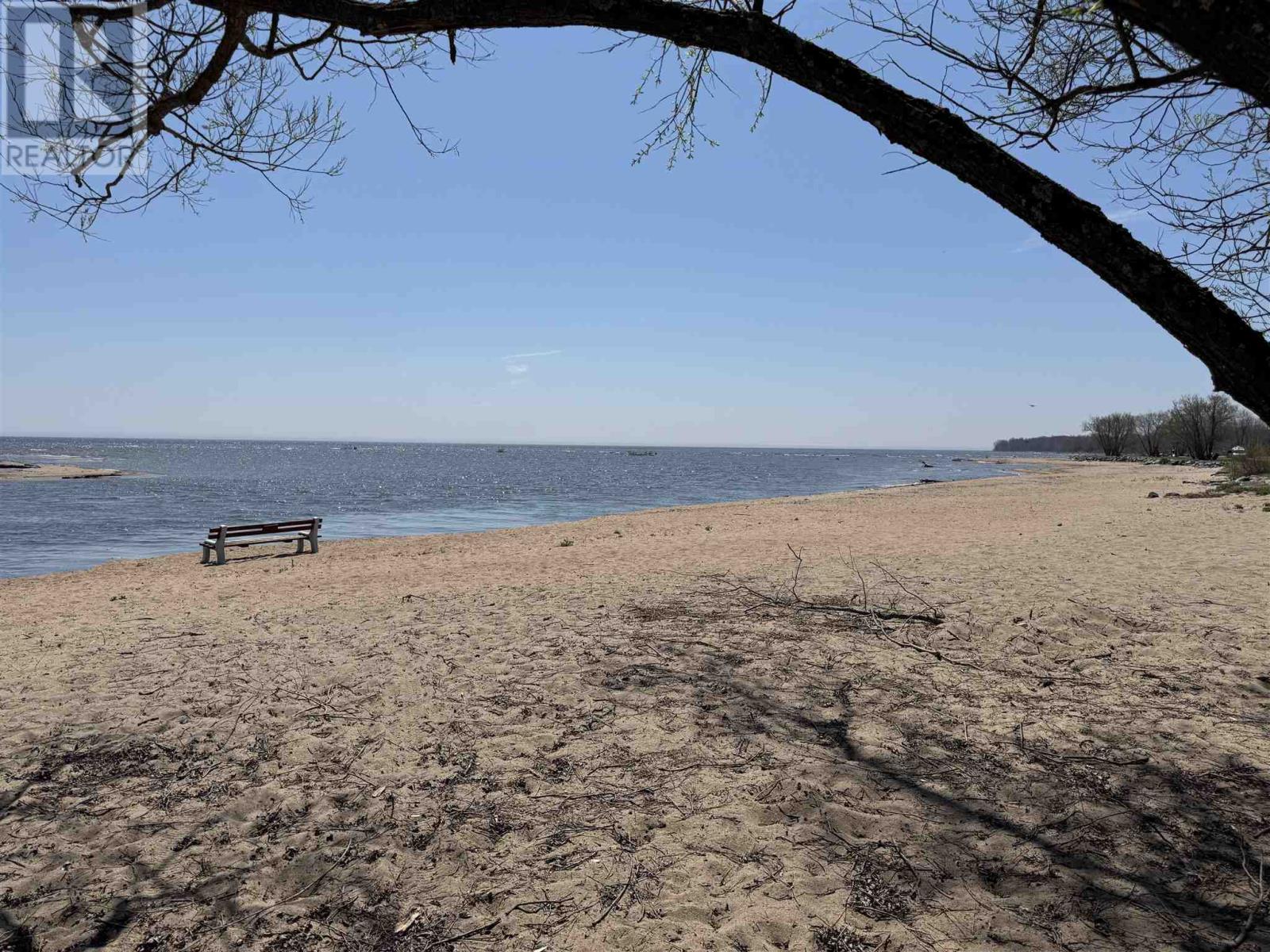 71 Lighthouse Point, Thessalon, Ontario  P0R 1L0 - Photo 2 - SM262057