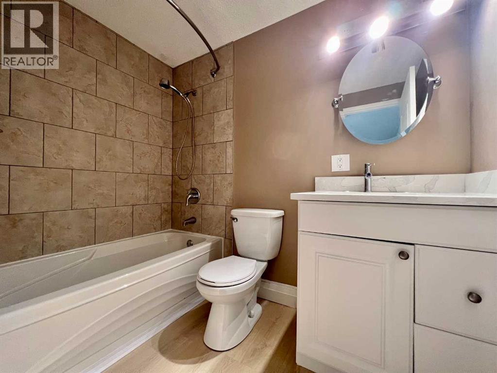 58 Canterbury Gardens SW, Calgary, Alberta  T2W 2S9 - Photo 27 - A2335232