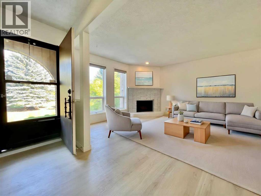 58 Canterbury Gardens SW, Calgary, Alberta  T2W 2S9 - Photo 6 - A2335232