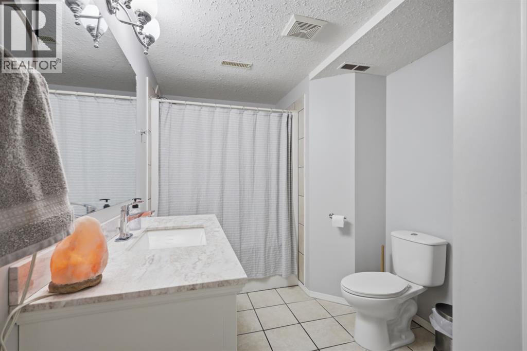6103 58 Street, Olds, Alberta  T4H 1V3 - Photo 34 - A2333662