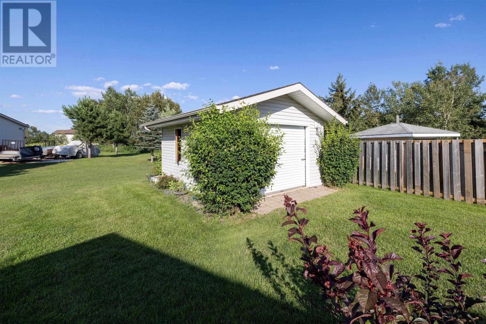 132 Wolverine Cres, Thunder Bay, Ontario  P7C 5Z2 - Photo 5 - TB2602266