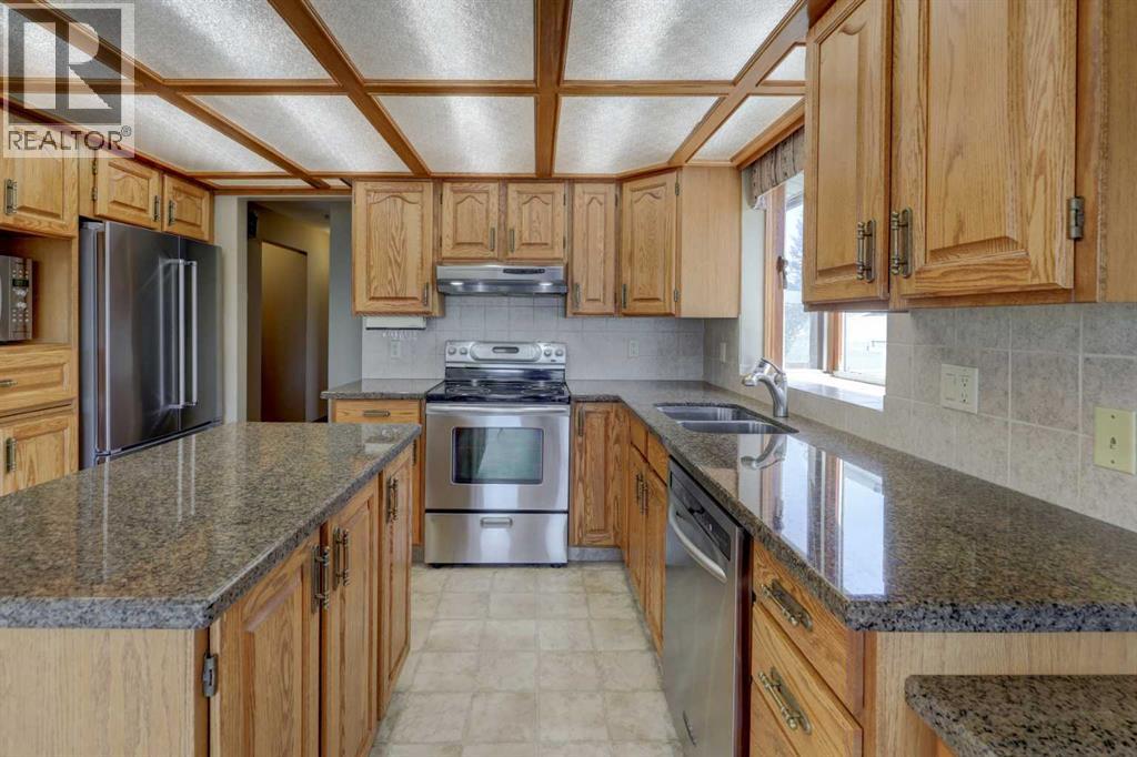 2328 Munro Drive NE, Calgary, Alberta  T2E 5Y9 - Photo 7 - A2324215