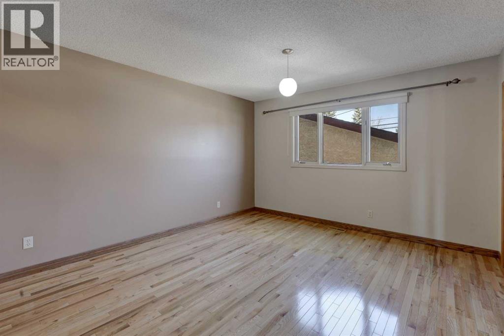 2328 Munro Drive NE, Calgary, Alberta  T2E 5Y9 - Photo 18 - A2324215