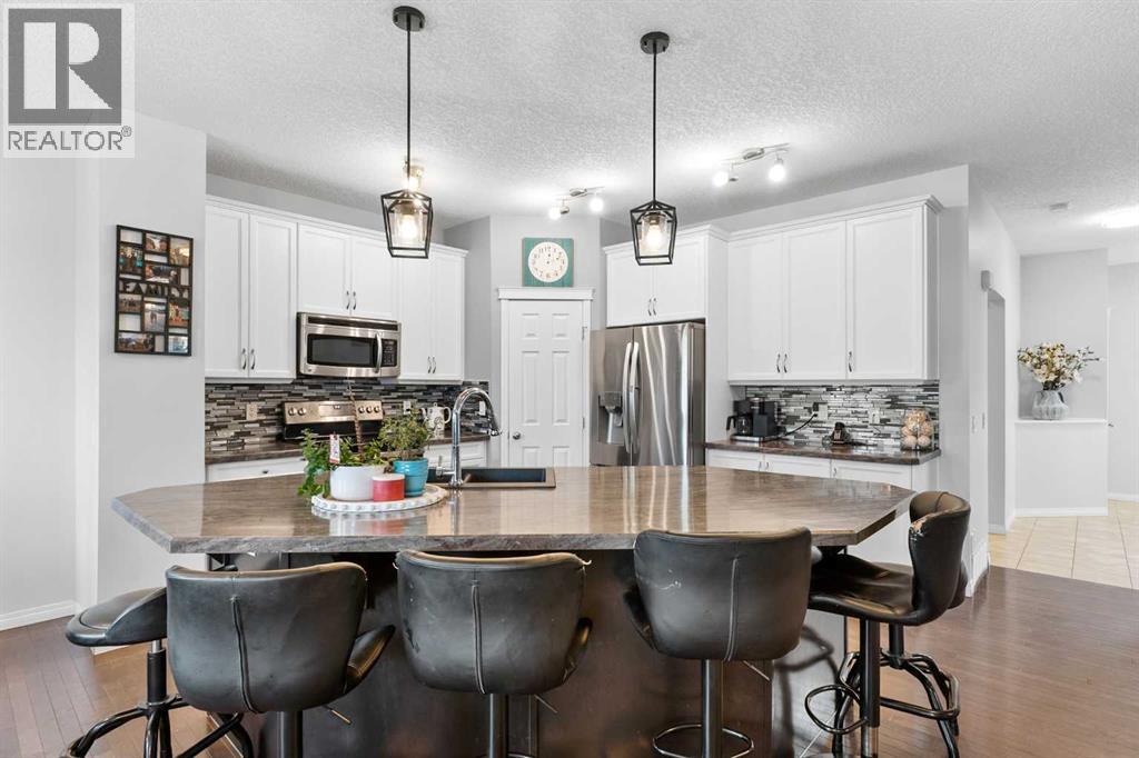 106 Morningside Circle SW, Airdrie, Alberta  T4B 0L8 - Photo 10 - A2324694