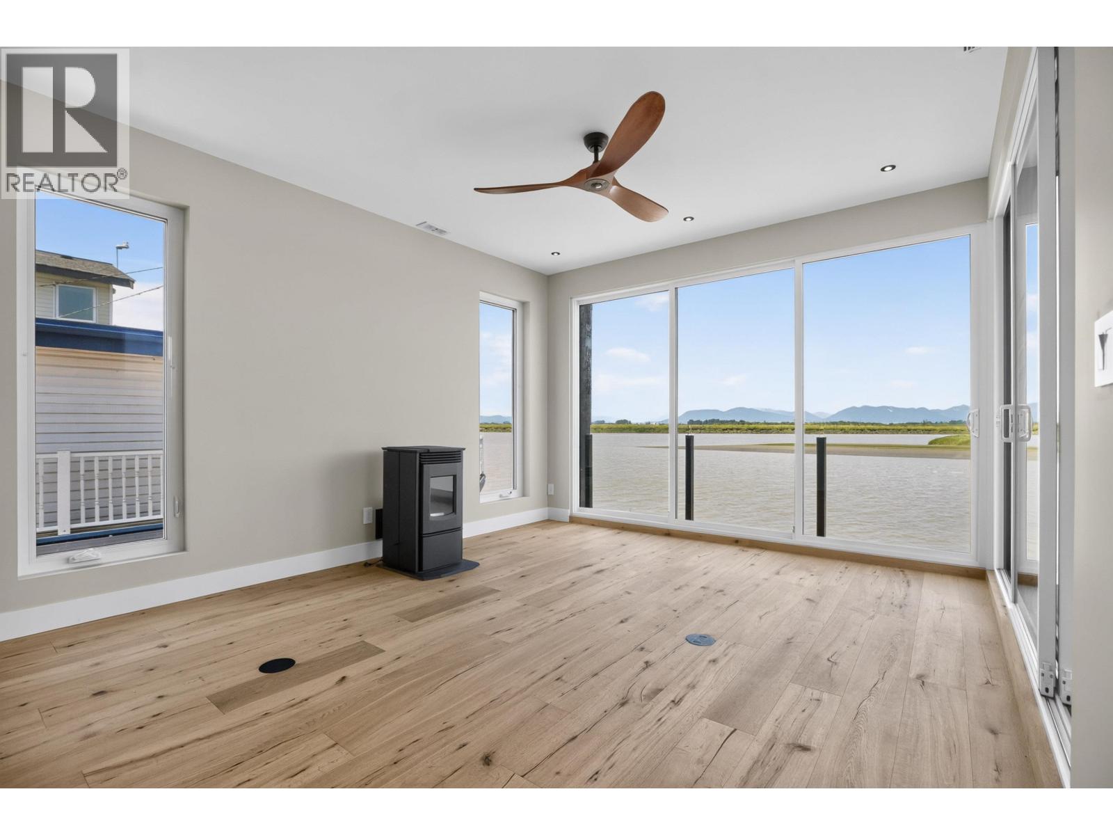 10 3871 W River Road, Delta, British Columbia  V4K 5E9 - Photo 9 - R3148233