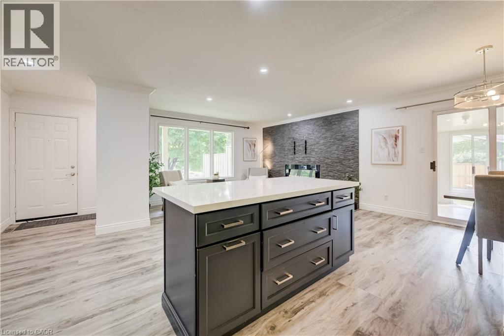 85 Foxhunt Road, Waterloo, Ontario  N2K 2R8 - Photo 12 - 40847669