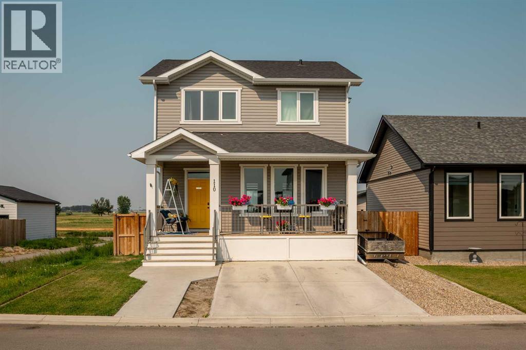 110 Prairie Gold Street, Taber, Alberta