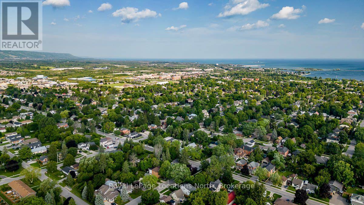 107 Eighth Street, Collingwood, Ontario  L9Y 2C6 - Photo 10 - S13646606