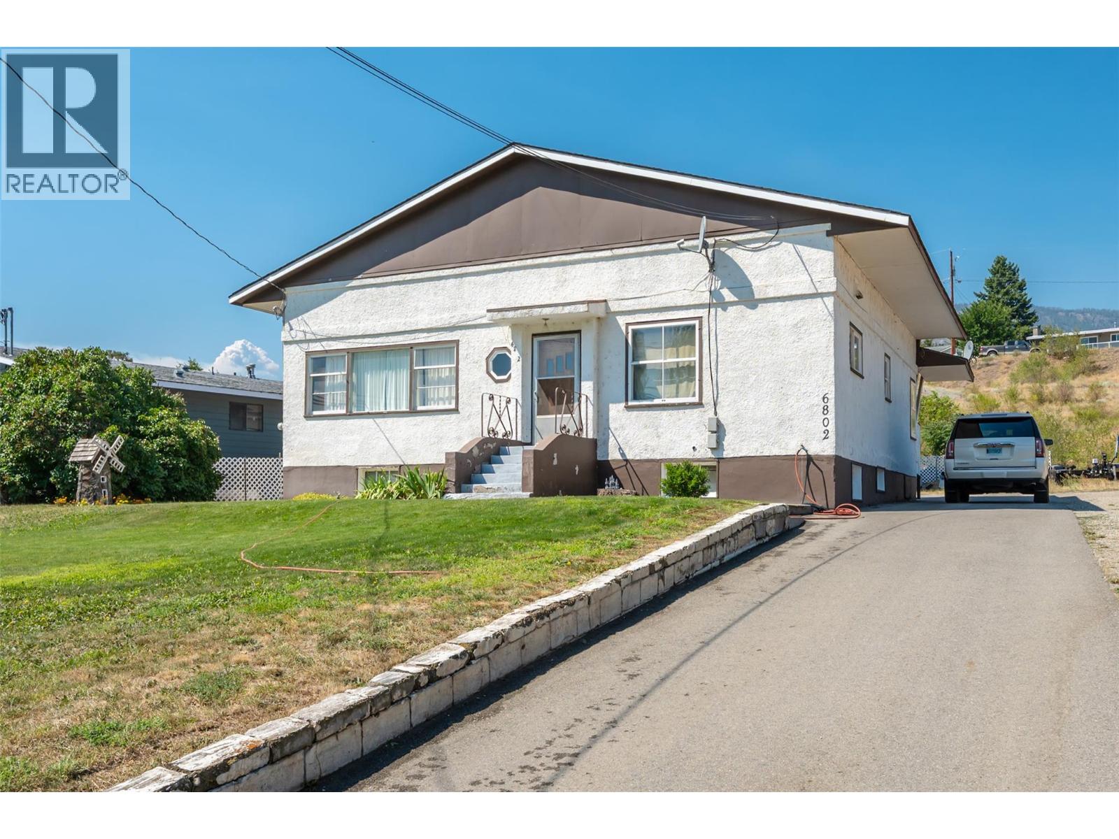 6802 89th Street, Osoyoos, British Columbia  V0H 1V1 - Photo 5 - 10396860