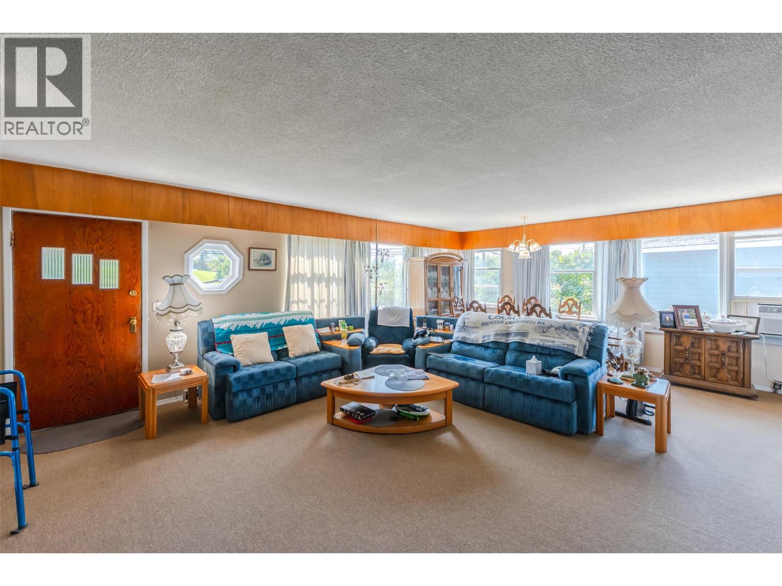 6802 89th Street, Osoyoos, British Columbia  V0H 1V1 - Photo 6 - 10396860