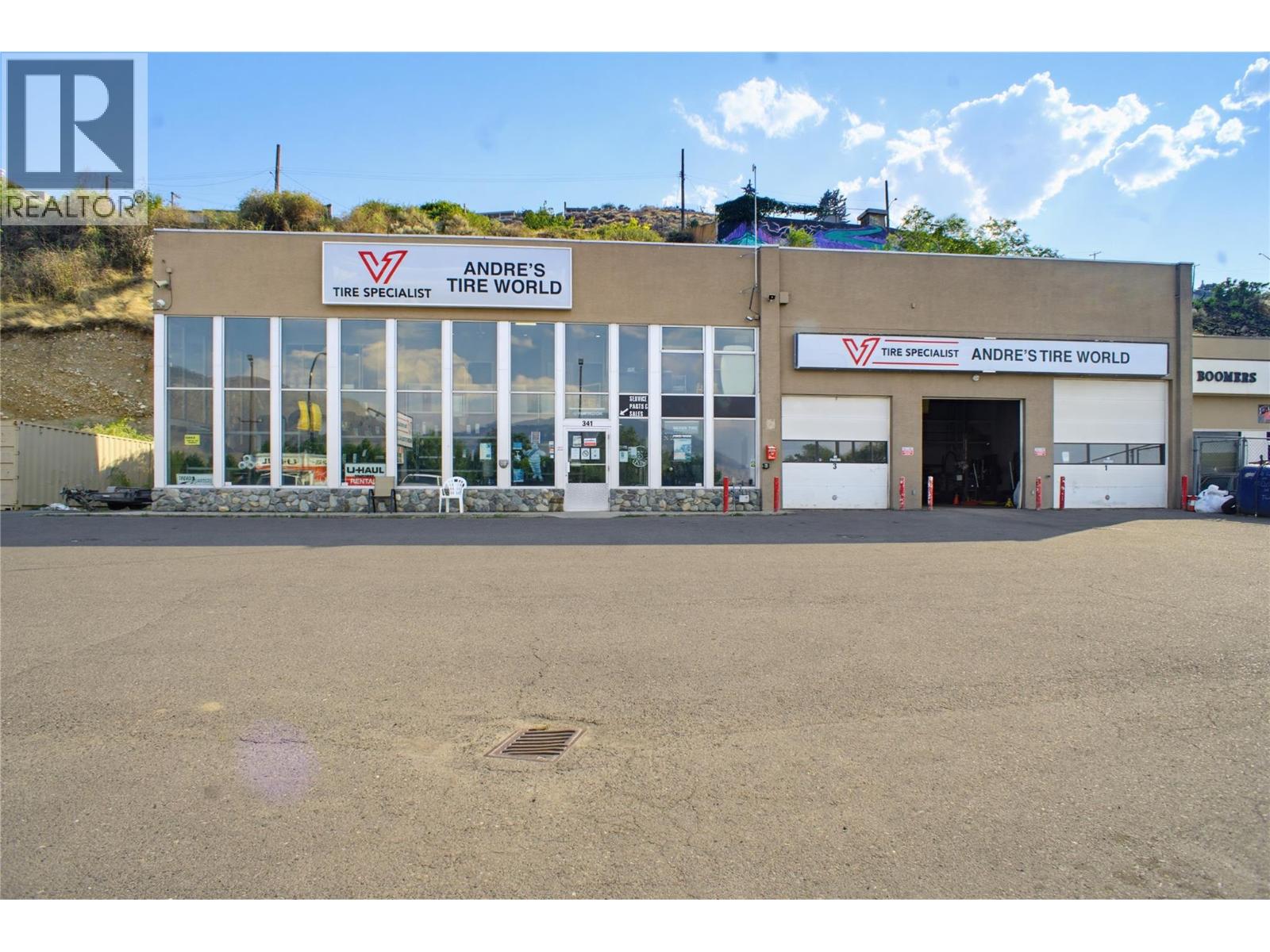 341 Victoria Street W, Kamloops, British Columbia  V2C 1A5 - Photo 1 - 10395248