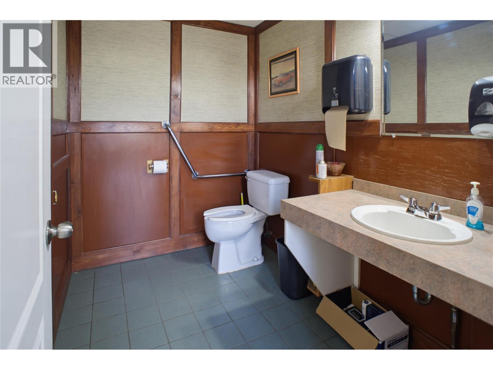 341 Victoria Street W, Kamloops, British Columbia  V2C 1A5 - Photo 20 - 10395248