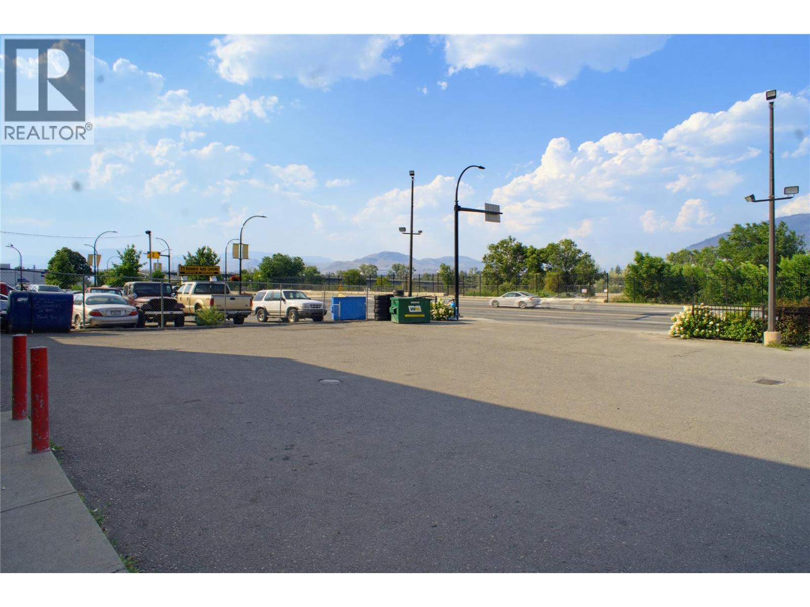 341 Victoria Street W, Kamloops, British Columbia  V2C 1A5 - Photo 7 - 10395248