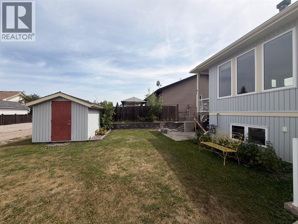 1016 2 Street NE, Sundre, Alberta  T0M 1X0 - Photo 44 - A2334360