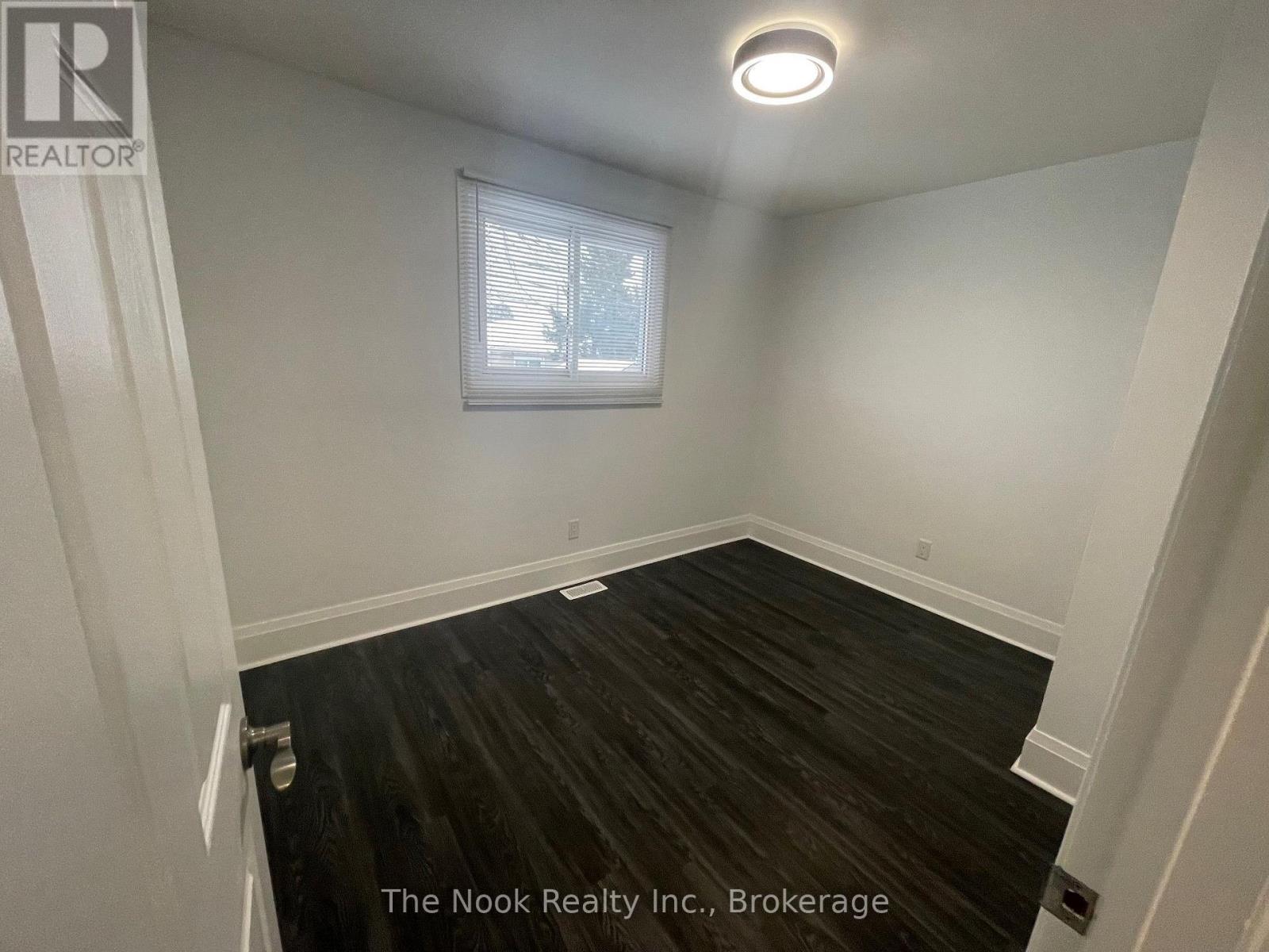 1321 Cedar Street, Oshawa, Ontario L1J 3S4 - Photo 7 - E13646448
