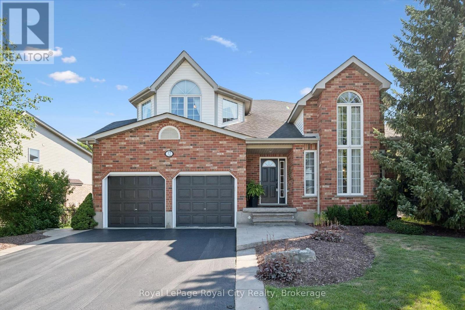 32 PINE RIDGE DRIVE, guelph (pineridge/westminster woods), Ontario
