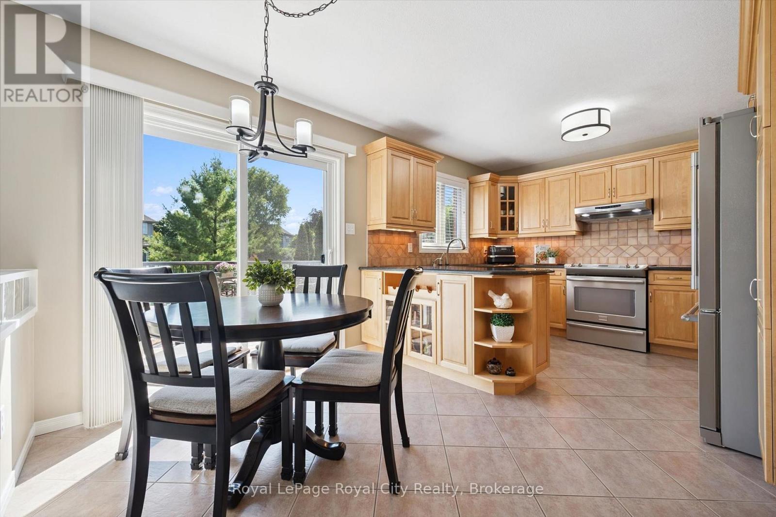 32 Pine Ridge Drive, Guelph (Pineridge/westminster Woods), Ontario  N1L 1K3 - Photo 14 - X13646400