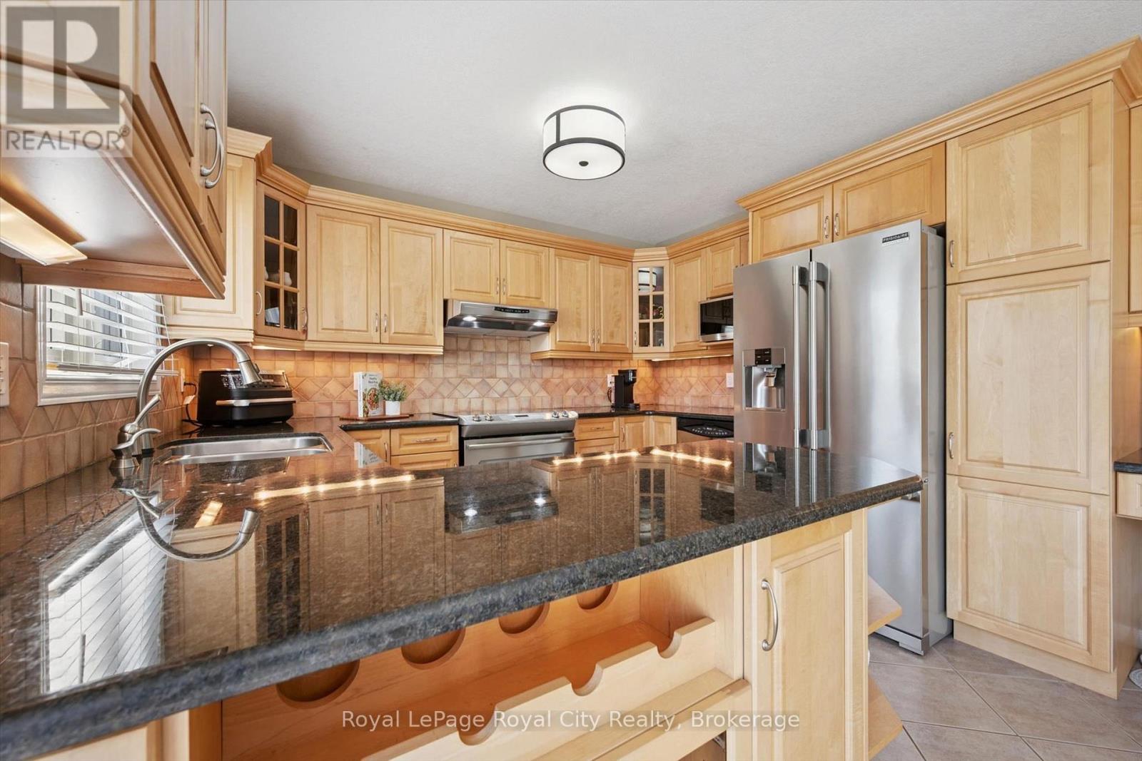 32 Pine Ridge Drive, Guelph (Pineridge/westminster Woods), Ontario  N1L 1K3 - Photo 16 - X13646400
