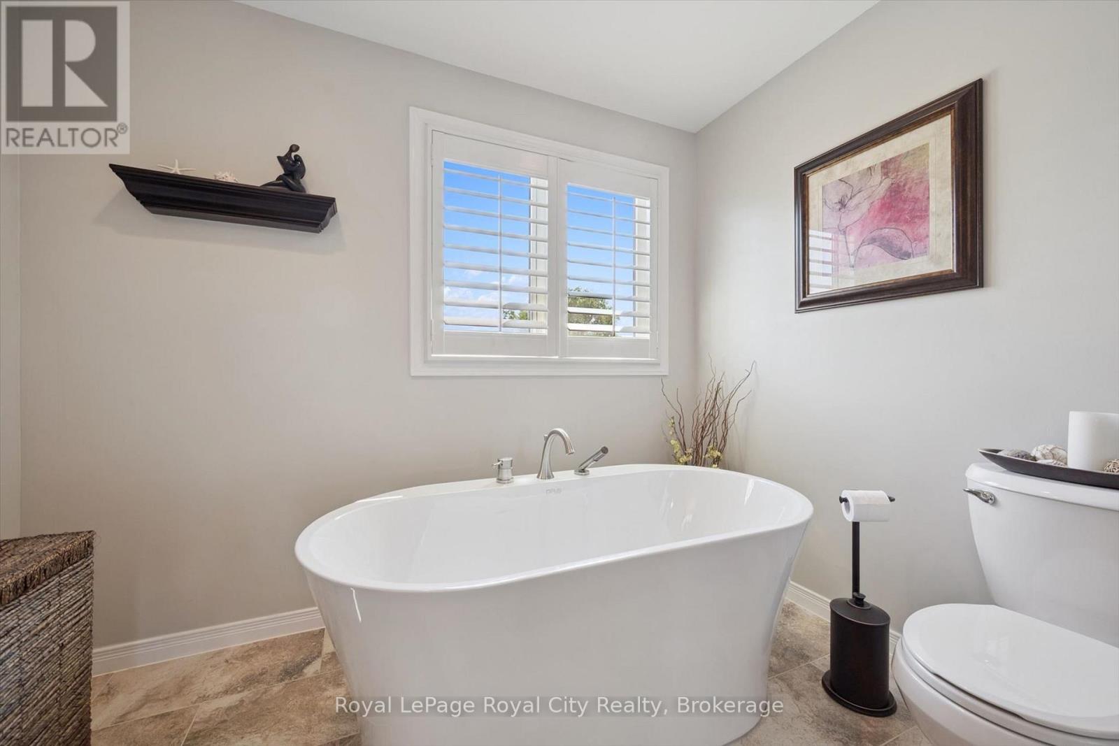 32 Pine Ridge Drive, Guelph (Pineridge/westminster Woods), Ontario  N1L 1K3 - Photo 25 - X13646400