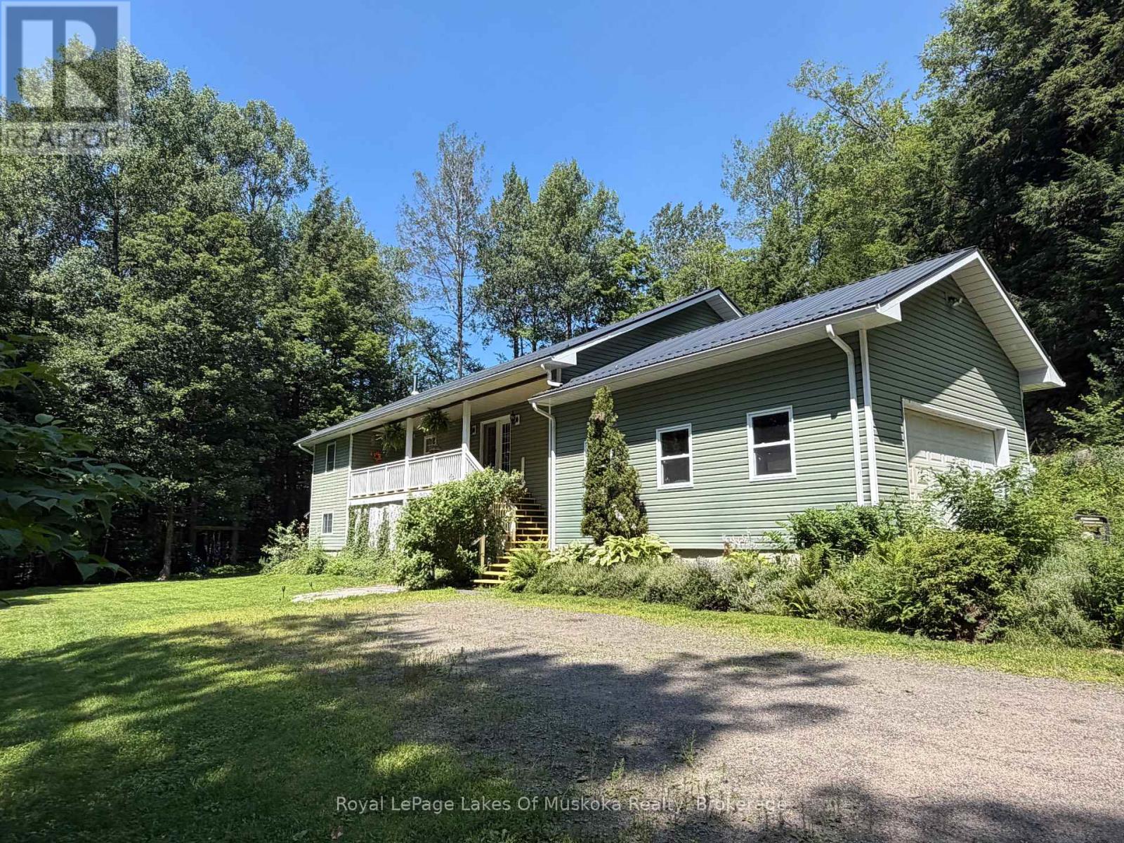 1185 Miriam Drive, Bracebridge, Ontario  P1L 1X1 - Photo 2 - X13646624