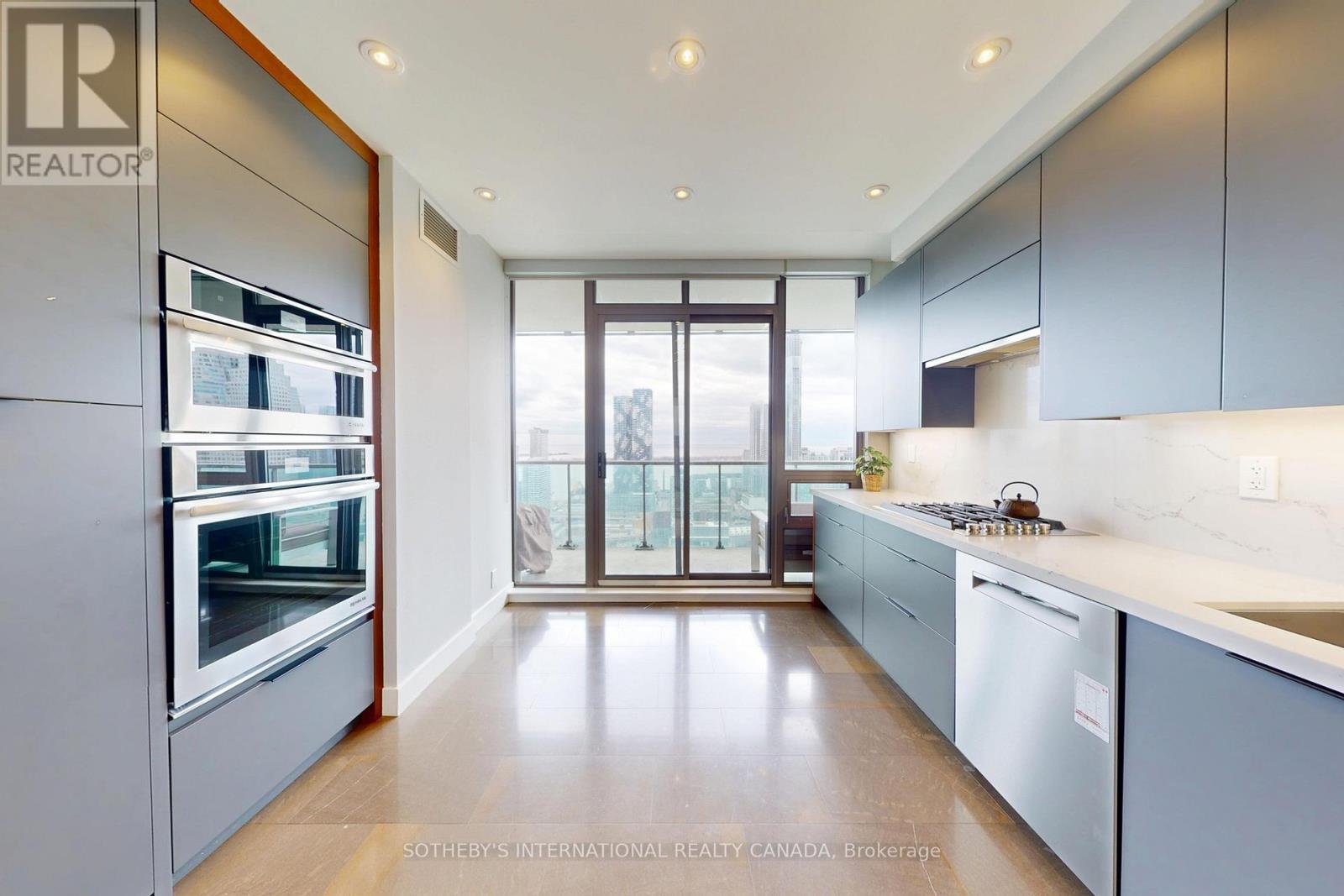 4204 - 33 Lombard Street, Toronto, Ontario  M5C 3H8 - Photo 12 - C13646412