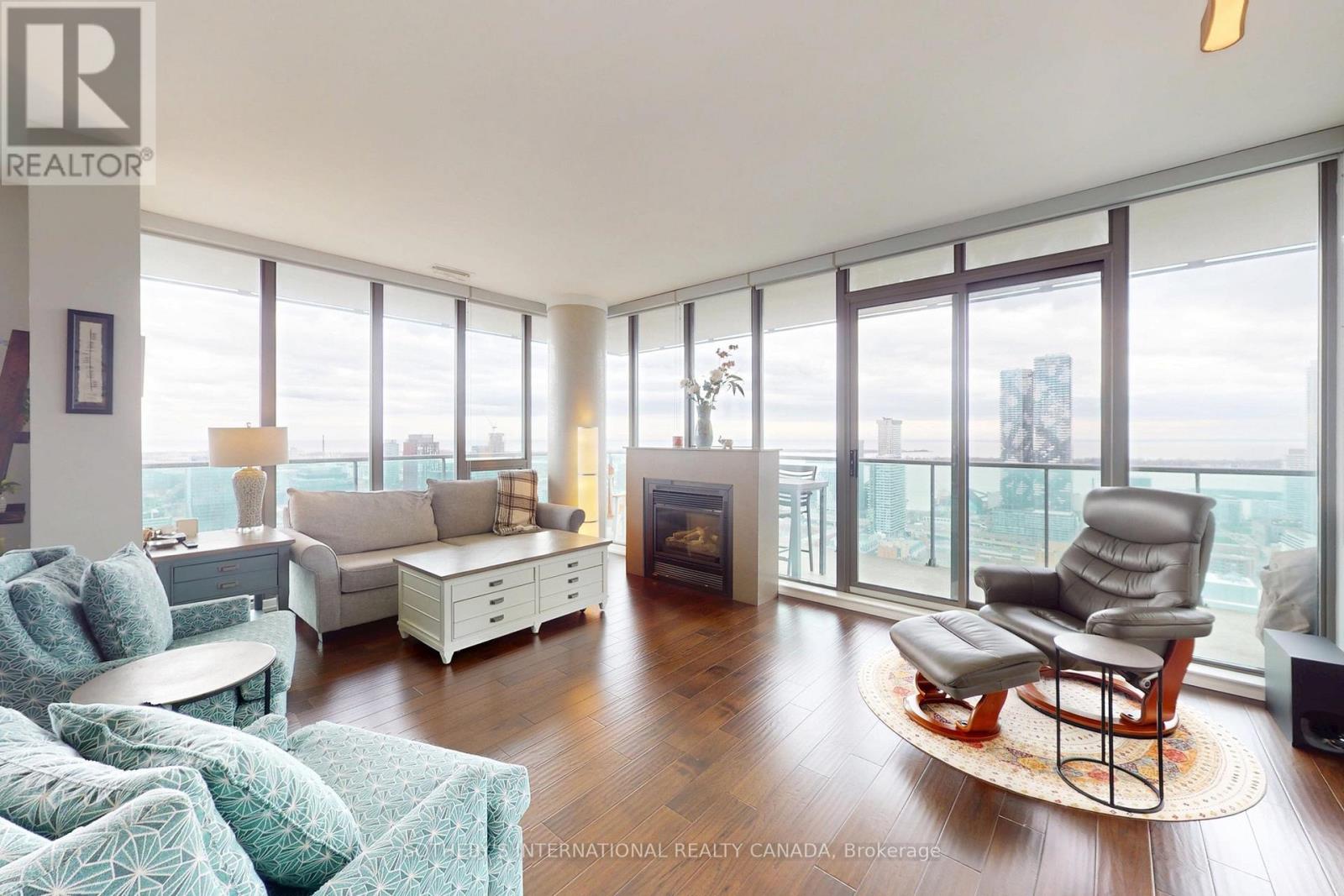 4204 - 33 Lombard Street, Toronto, Ontario  M5C 3H8 - Photo 5 - C13646412